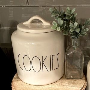 Rae Dunn Cookie Jar